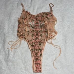 Pink flowers Lingerie